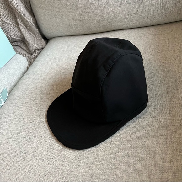 Lululemon packable hat - Picture 2 of 4